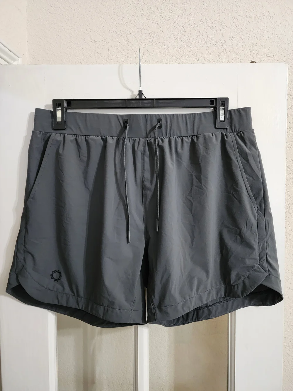SquidHaus HAUS Essential Performance Shorts Men's XL Gray Stretch Athletic 5.5